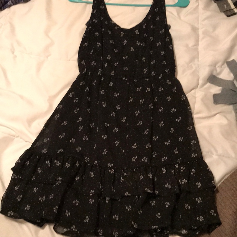 Dress - Picture 2 of 4